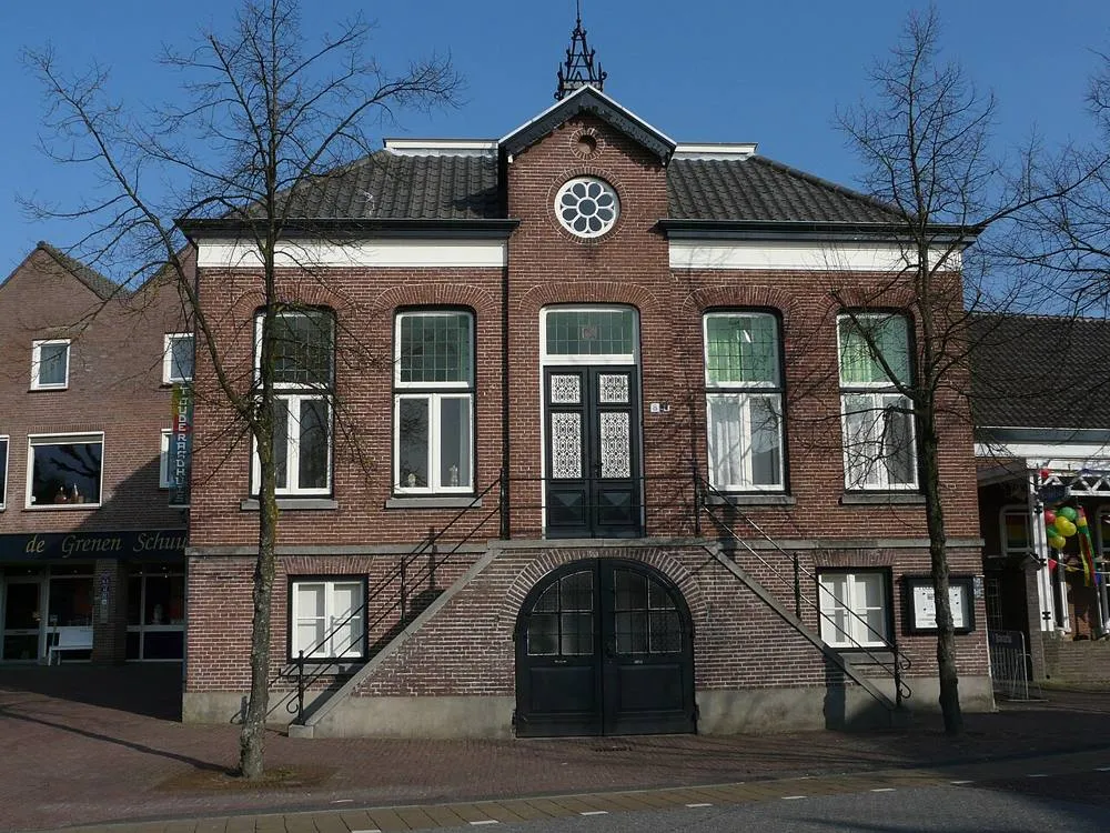 Beek en Donk: Oude Raadhuis P1050854